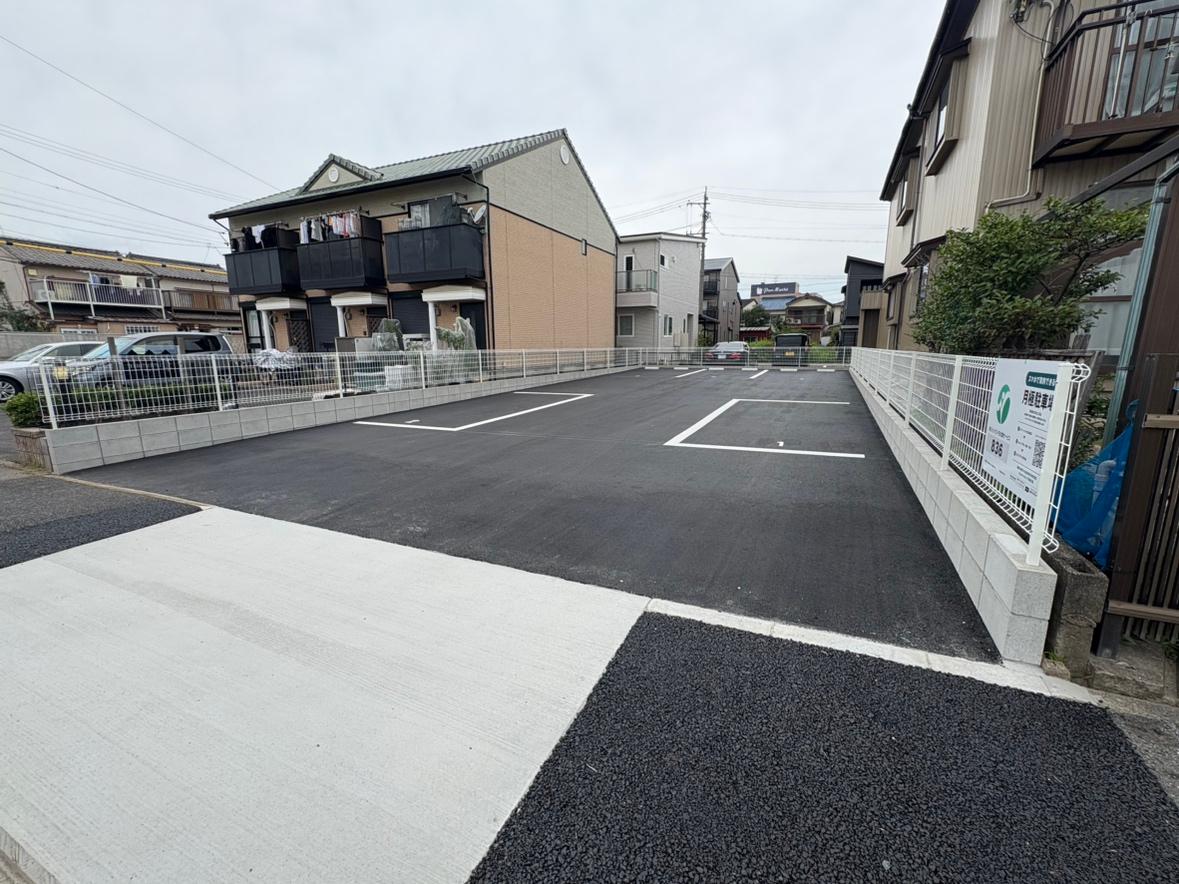 ８３６の外観・駐車場イメージ1枚目