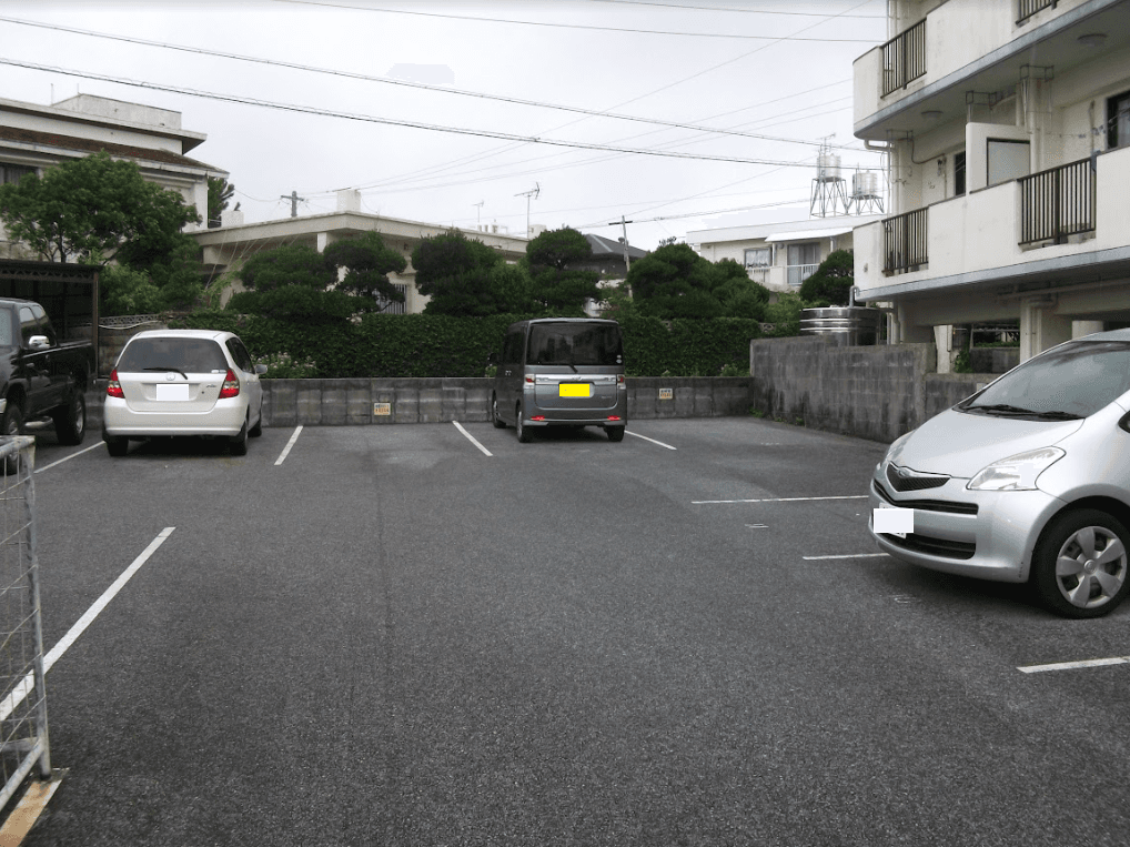 スペース我如古駐車場の外観・駐車場イメージ2枚目