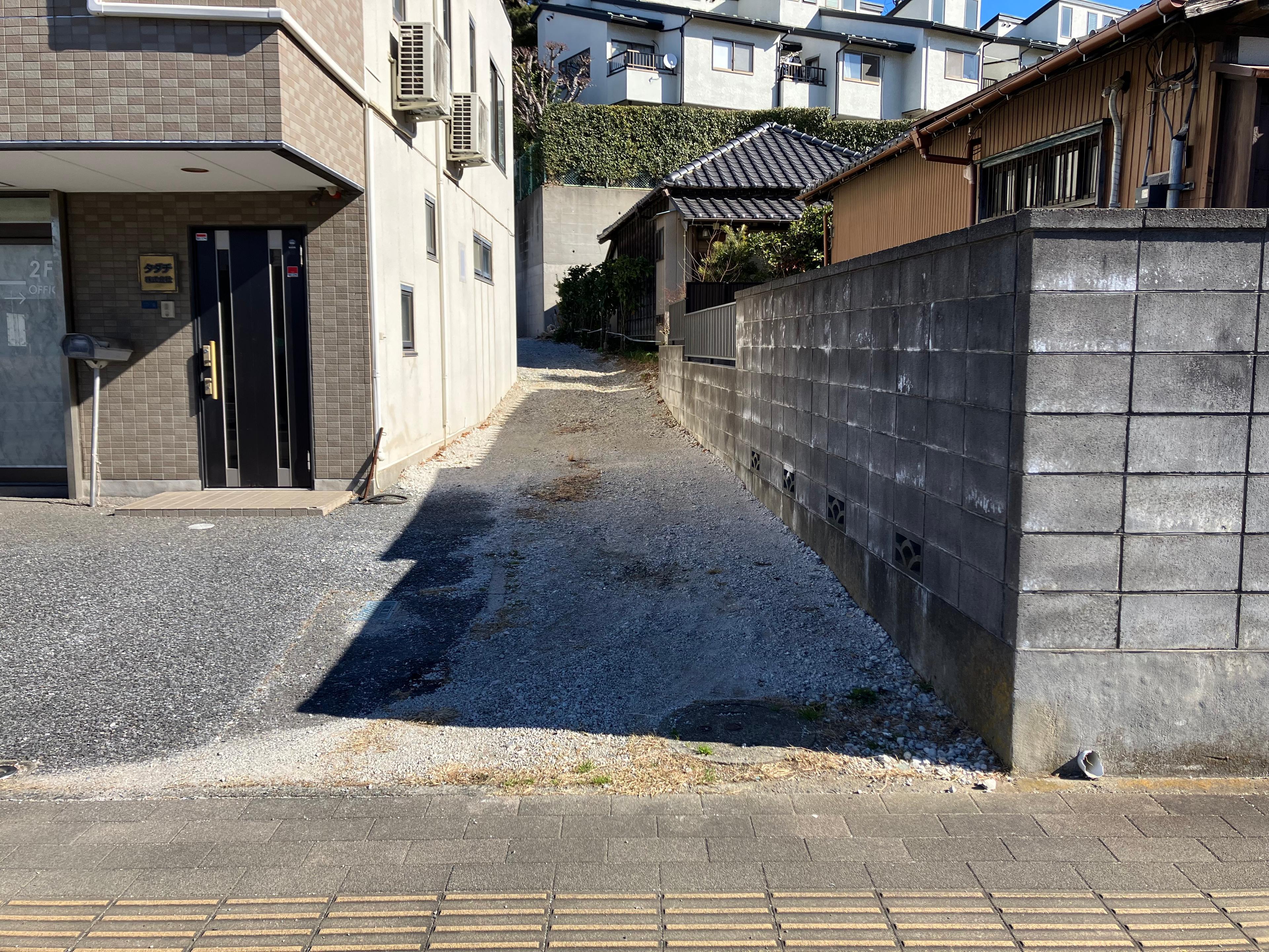 タダチ駐車場の外観・駐車場イメージ3枚目