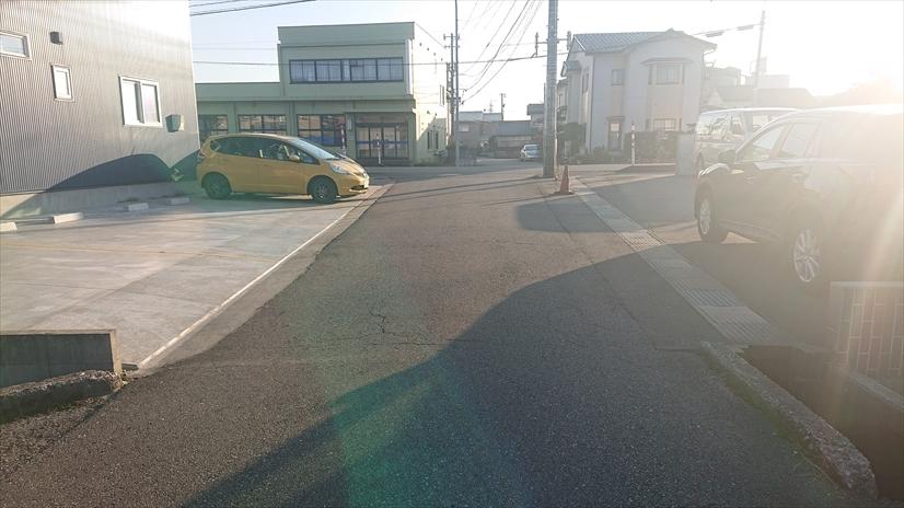 プラッツさんが駐車場の外観・駐車場イメージ2枚目