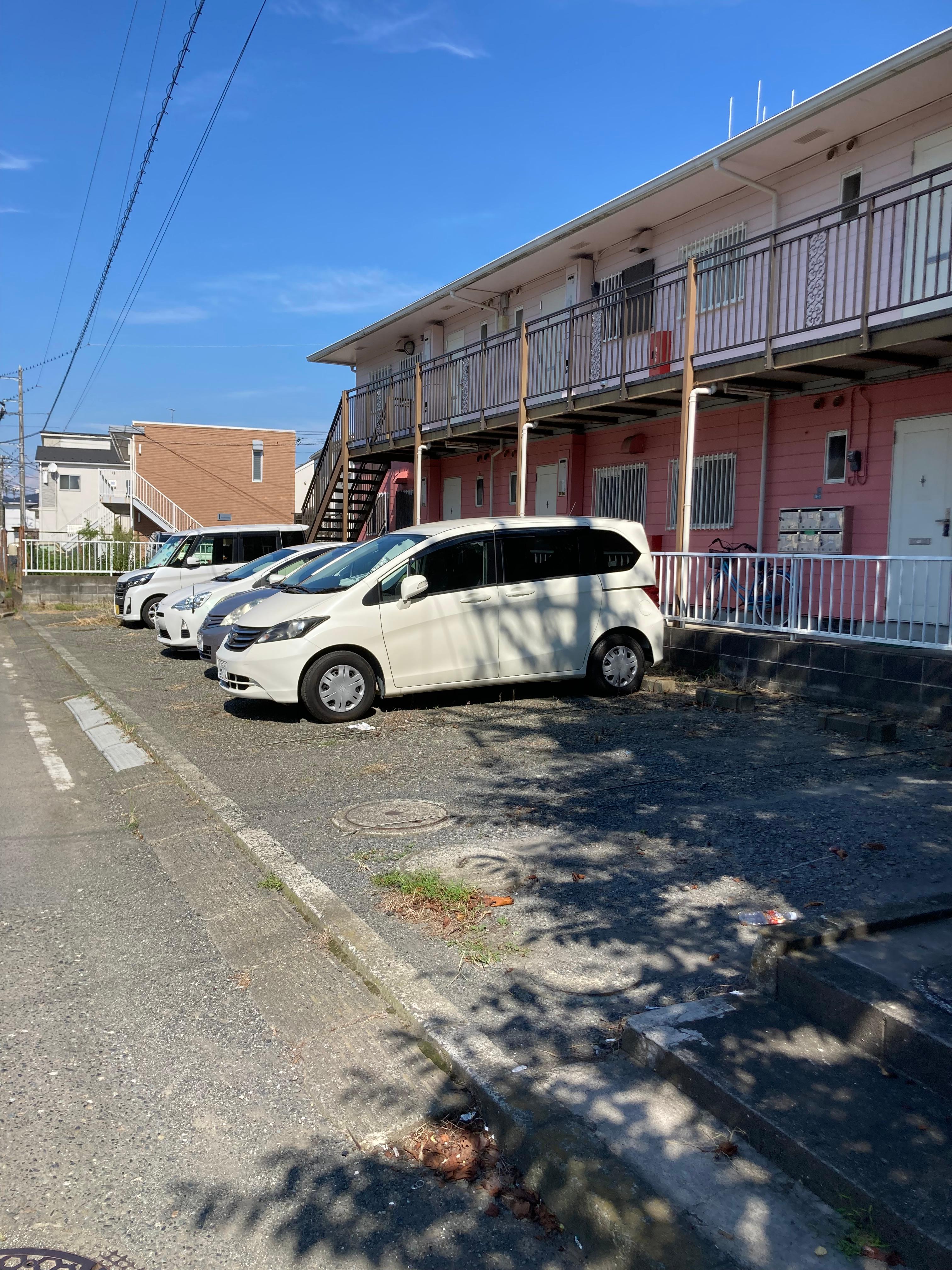 グレースハイツ前駐車場の外観・駐車場イメージ1枚目