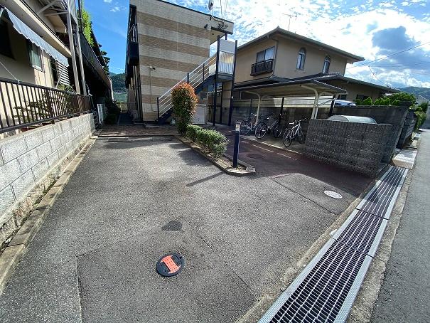 グッドウィル(24782)の外観・駐車場イメージ1枚目