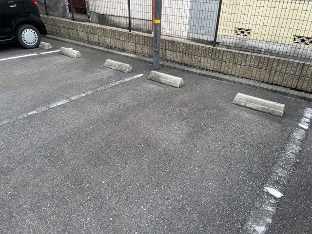 チャスティティ(30422)の外観・駐車場イメージ1枚目