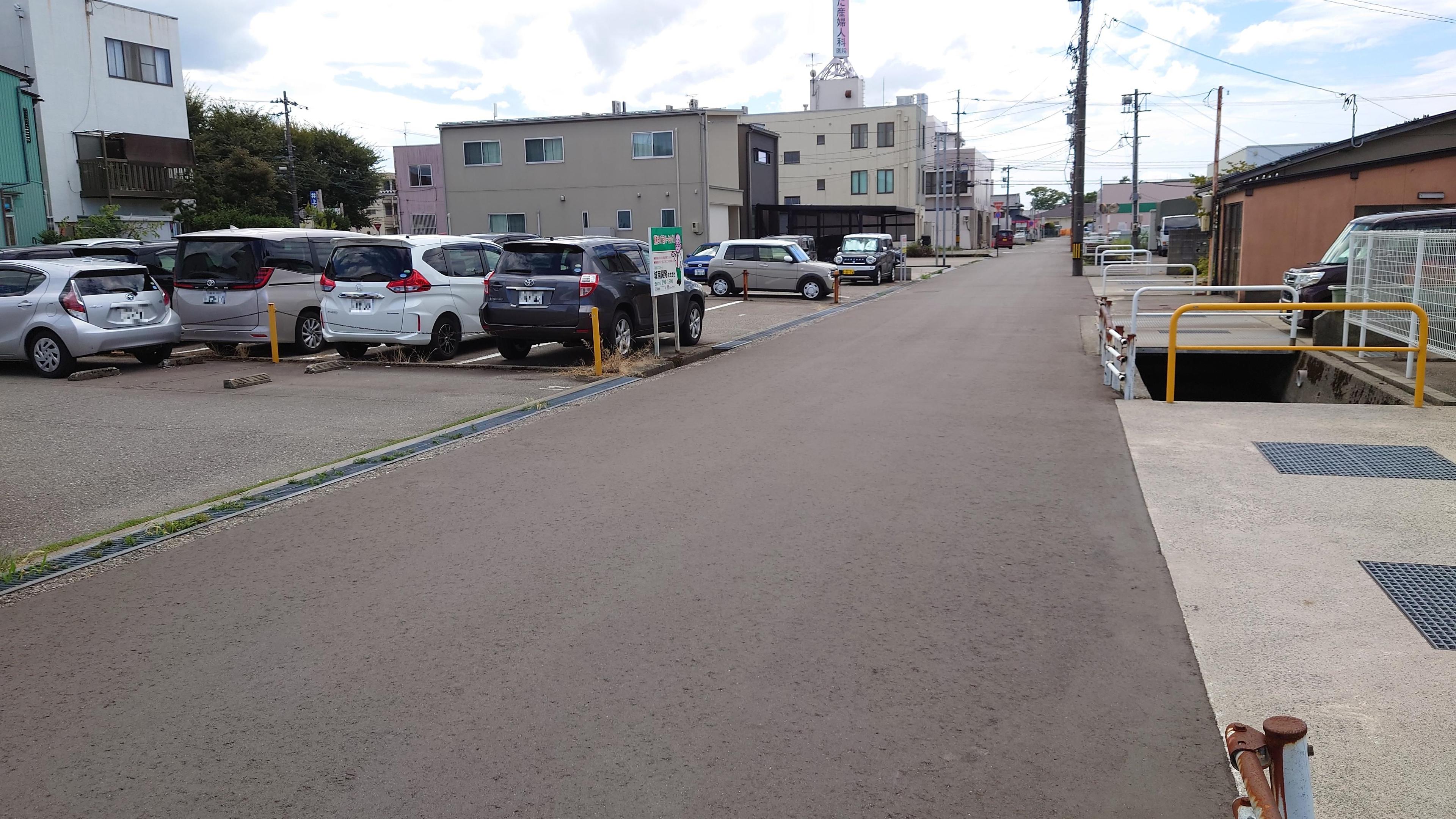 新神田駐車場の外観・駐車場イメージ2枚目