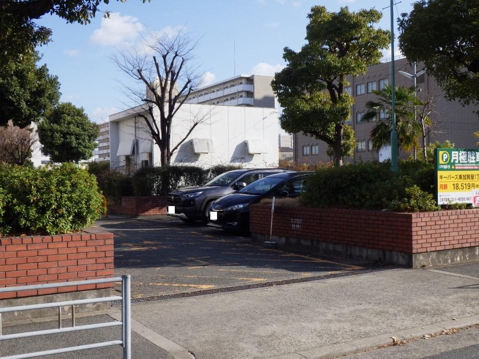東加賀屋１丁目第３の外観・駐車場イメージ1枚目