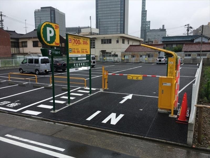 太閤１丁目第４の外観・駐車場イメージ1枚目