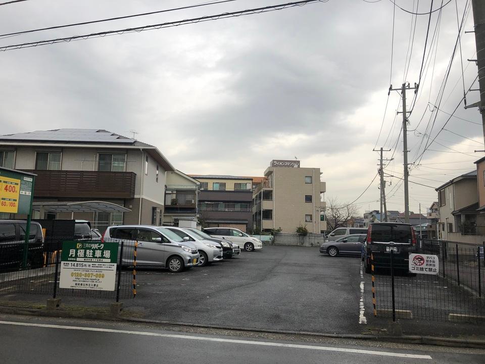 横浜中里１丁目第４の外観・駐車場イメージ1枚目