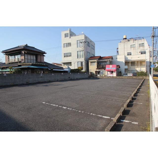 久根間駐車場の外観・駐車場イメージ1枚目