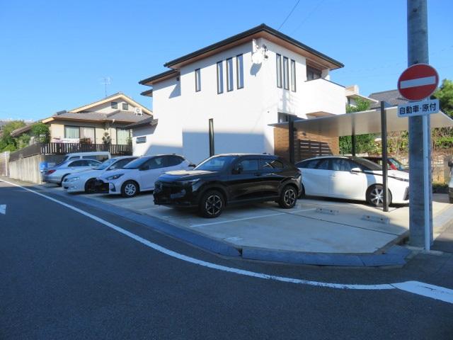 柱中根駐車場の外観・駐車場イメージ1枚目