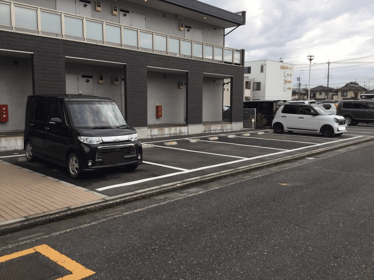 リブリ・伊勢原駐車場の外観・駐車場イメージ1枚目