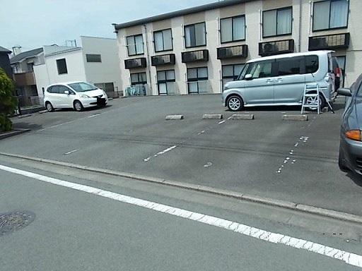 リズィエール(24580)の外観・駐車場イメージ1枚目