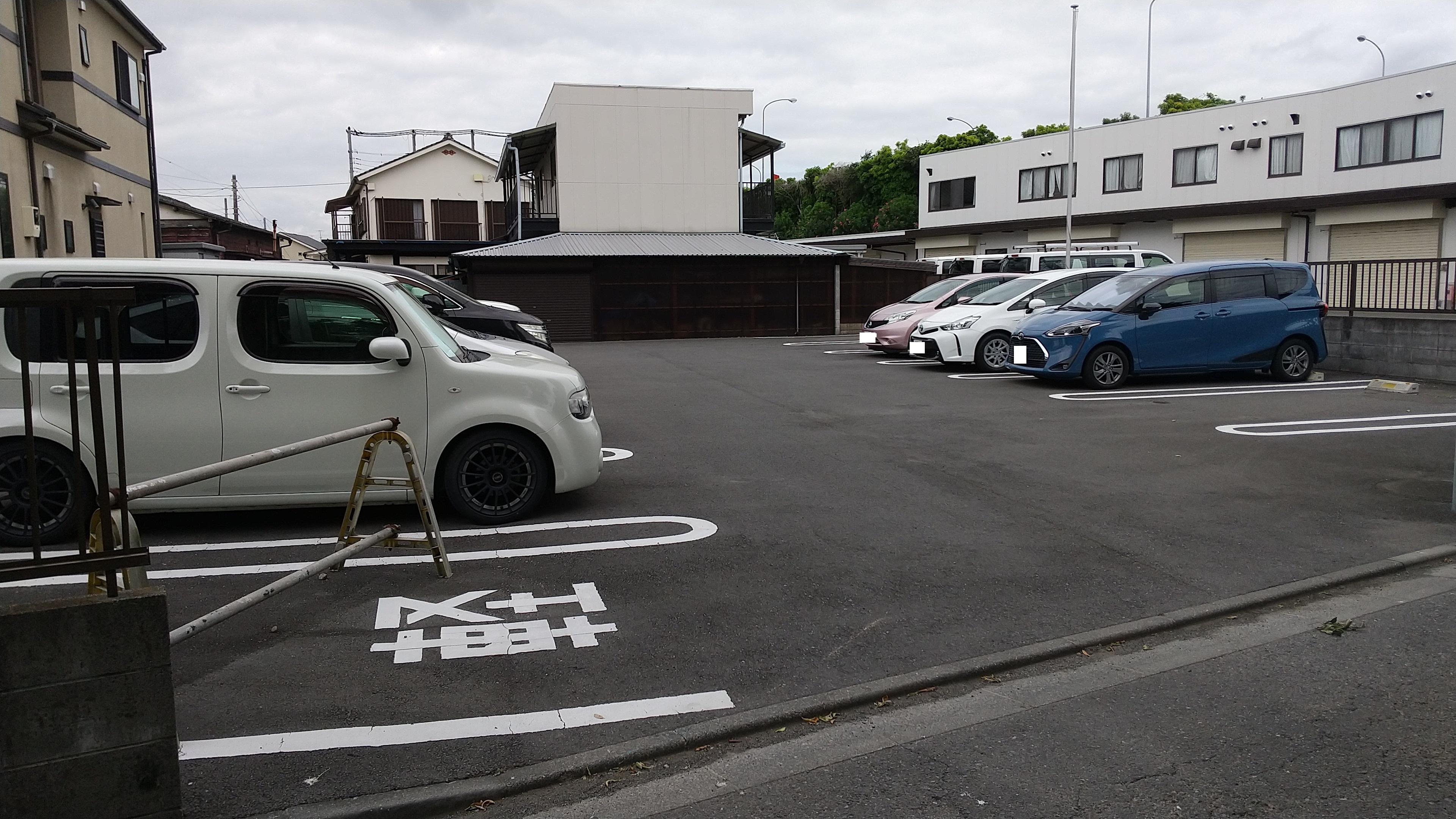 澤井駐車場の外観・駐車場イメージ1枚目