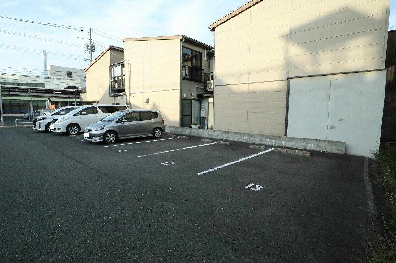 川端2丁目210駐車場の外観・駐車場イメージ3枚目