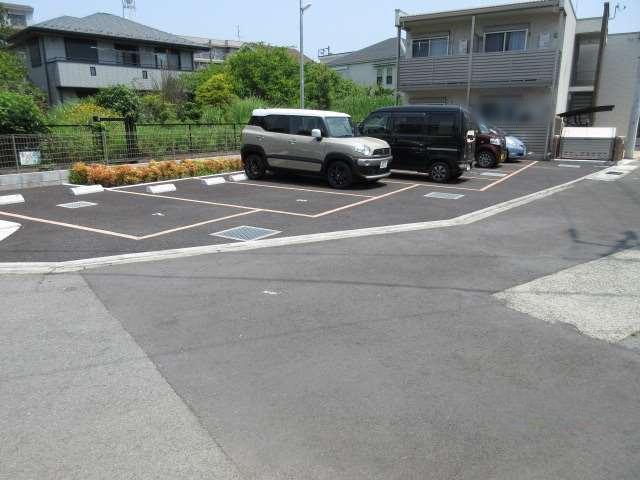 ミランダサンシャインⅢ(58211)の外観・駐車場イメージ1枚目