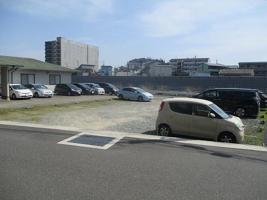 安橋駐車場の外観・駐車場イメージ3枚目