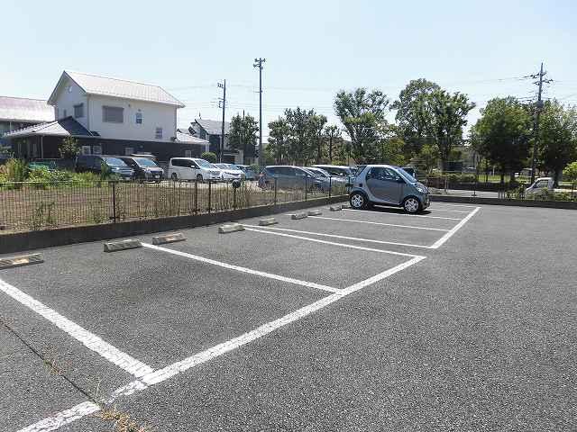 サカサガワ(34779)　敷地外駐車場の外観・駐車場イメージ1枚目