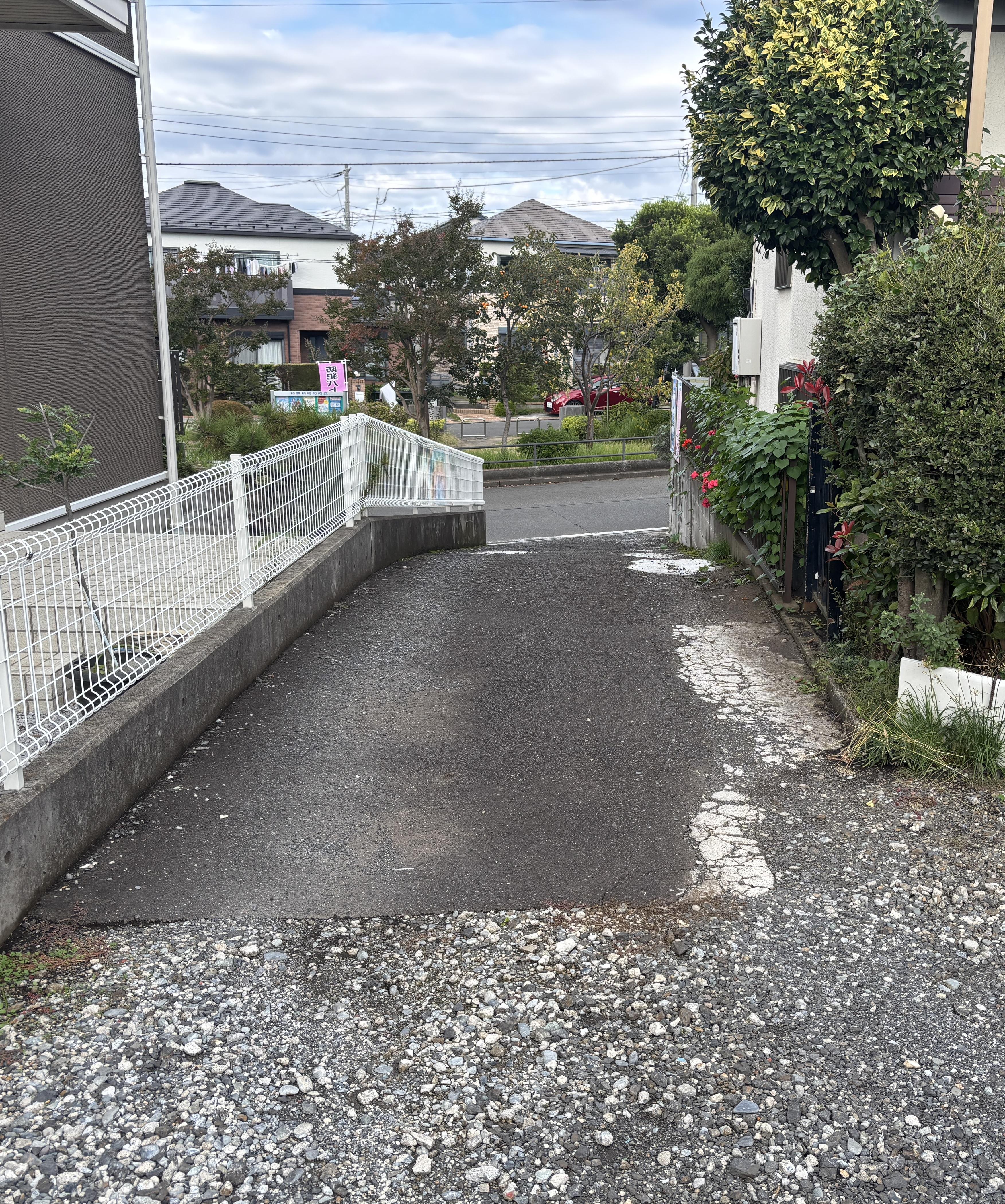 横根公園前駐車場の外観・駐車場イメージ1枚目