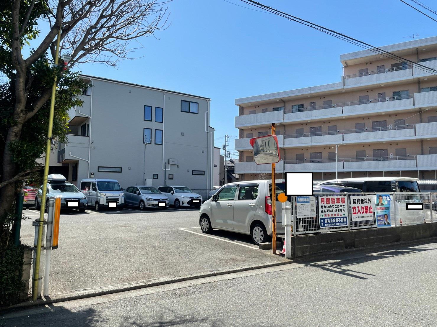 高橋駐車場の外観・駐車場イメージ1枚目