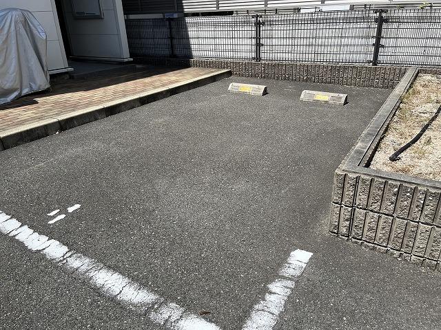 芳山荘Ⅱ(20437)の外観・駐車場イメージ1枚目