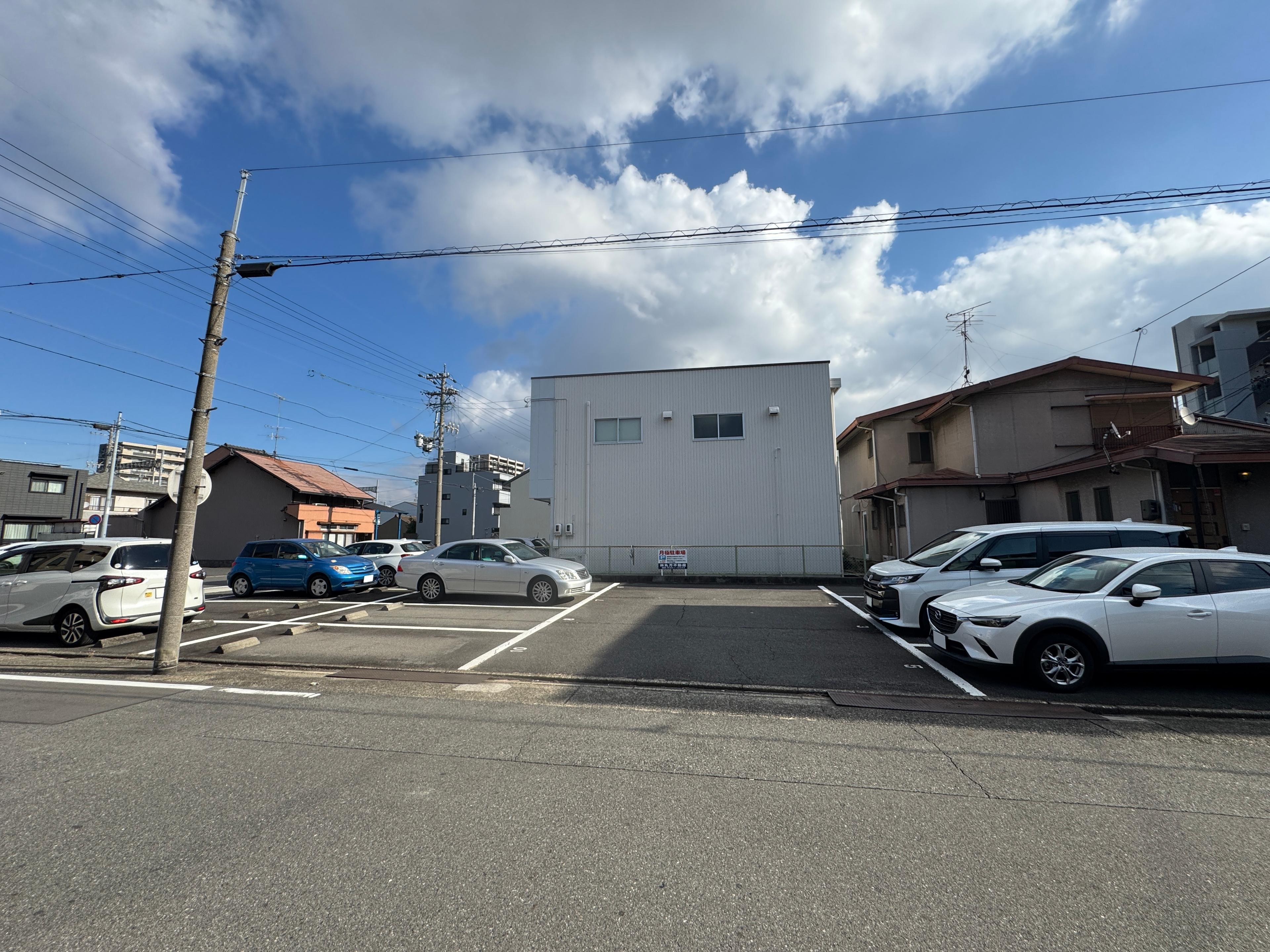 P521の外観・駐車場イメージ2枚目