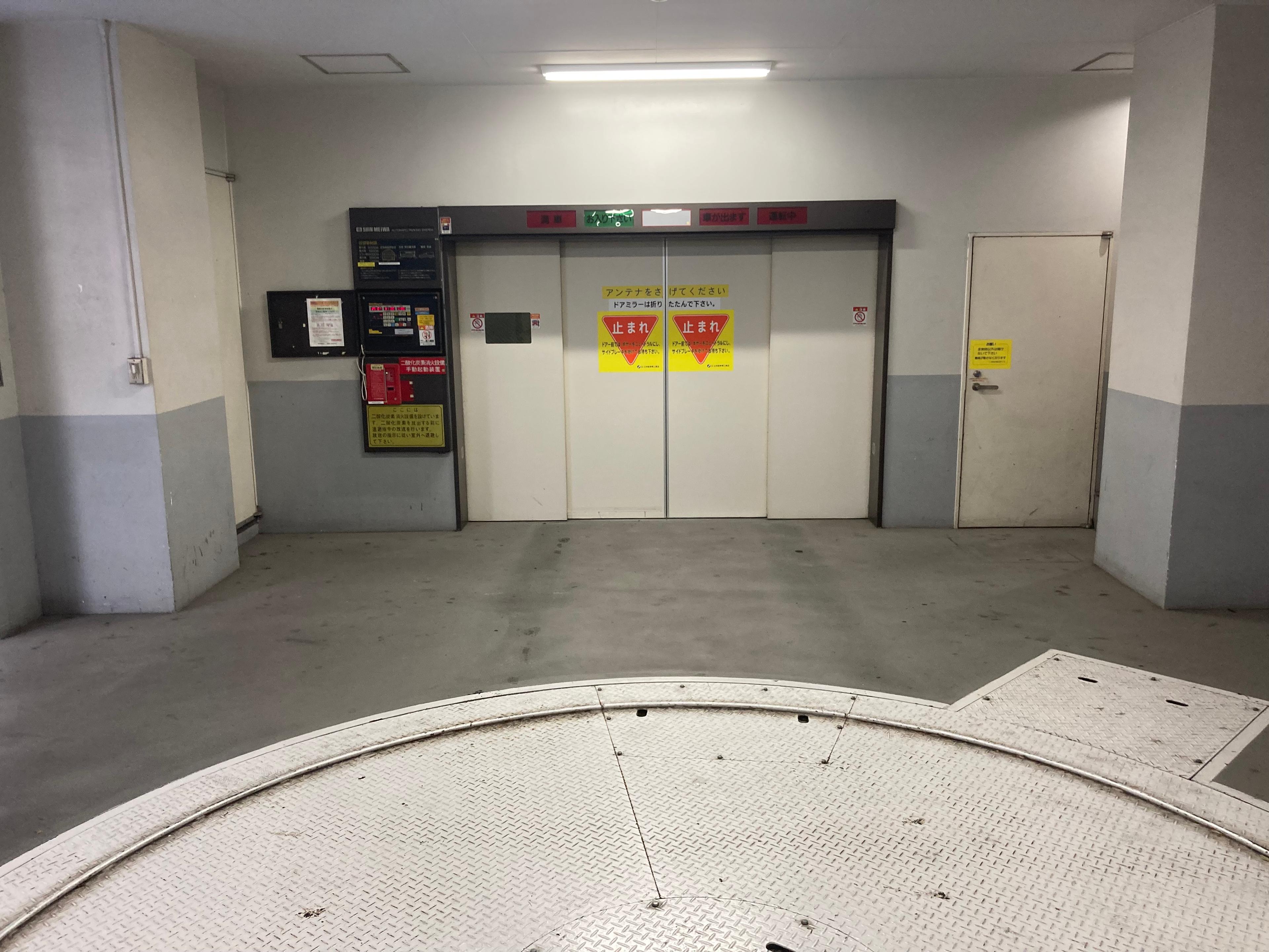 パークネット上野駅前の外観・駐車場イメージ1枚目