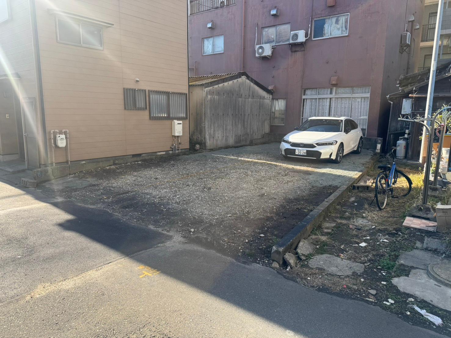 甲突町パーキングの外観・駐車場イメージ2枚目