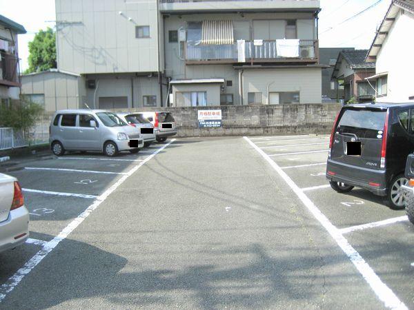 外山駐車場の外観・駐車場イメージ1枚目