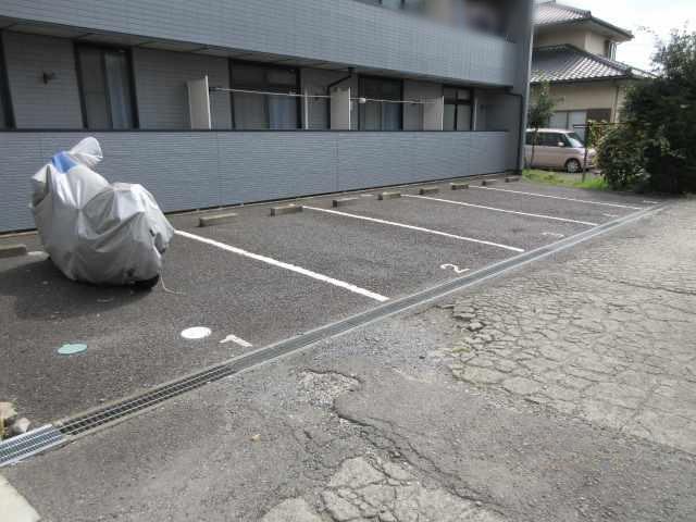 トーワⅢ(10505)の外観・駐車場イメージ1枚目