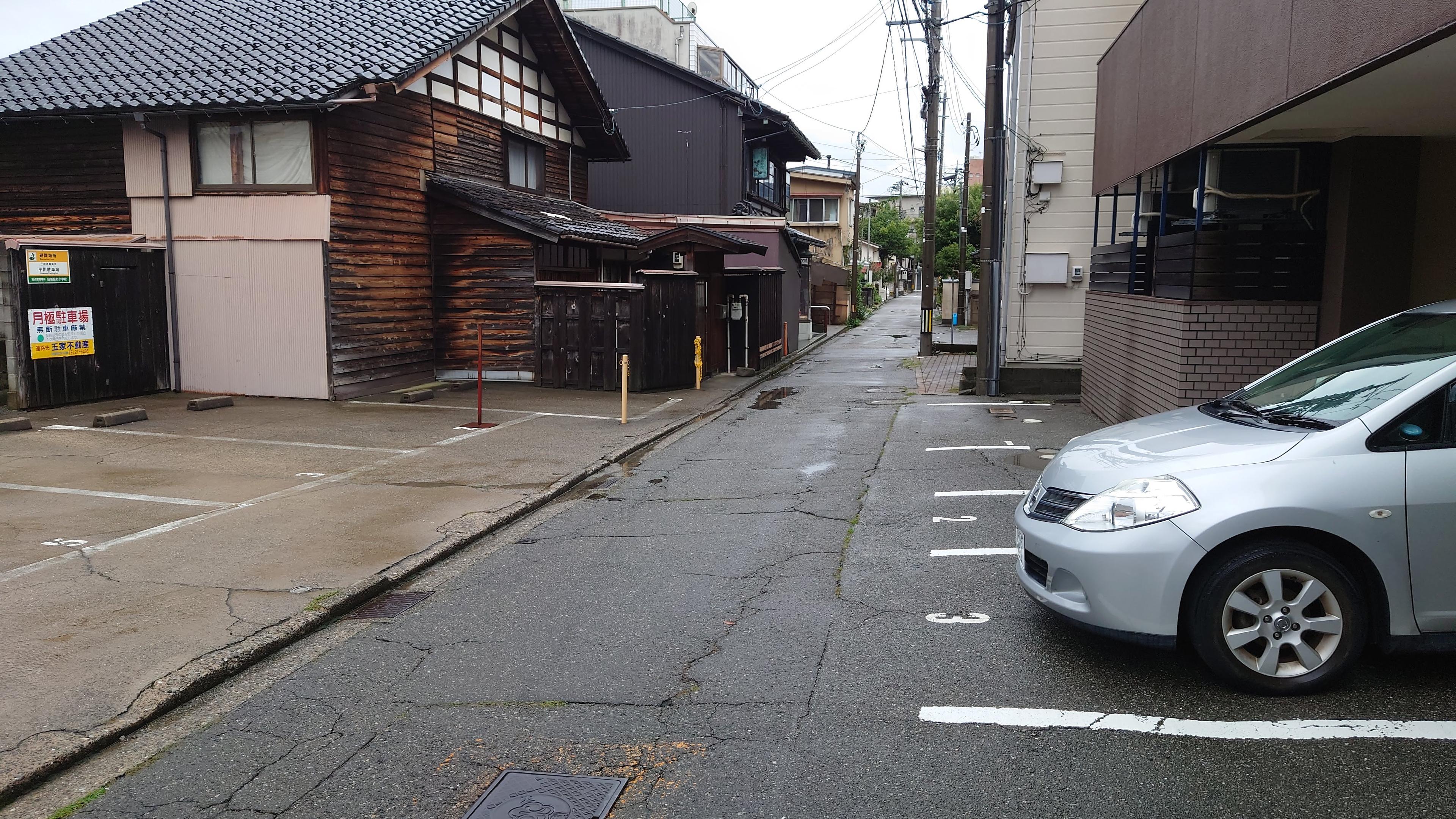 パーク123駐車場の外観・駐車場イメージ2枚目