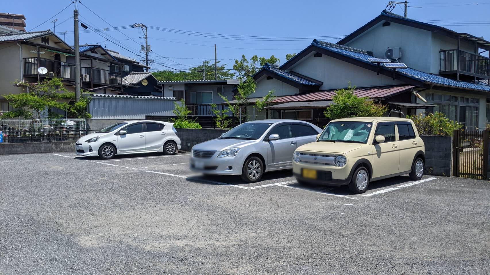 岩崎駐車場の外観・駐車場イメージ1枚目