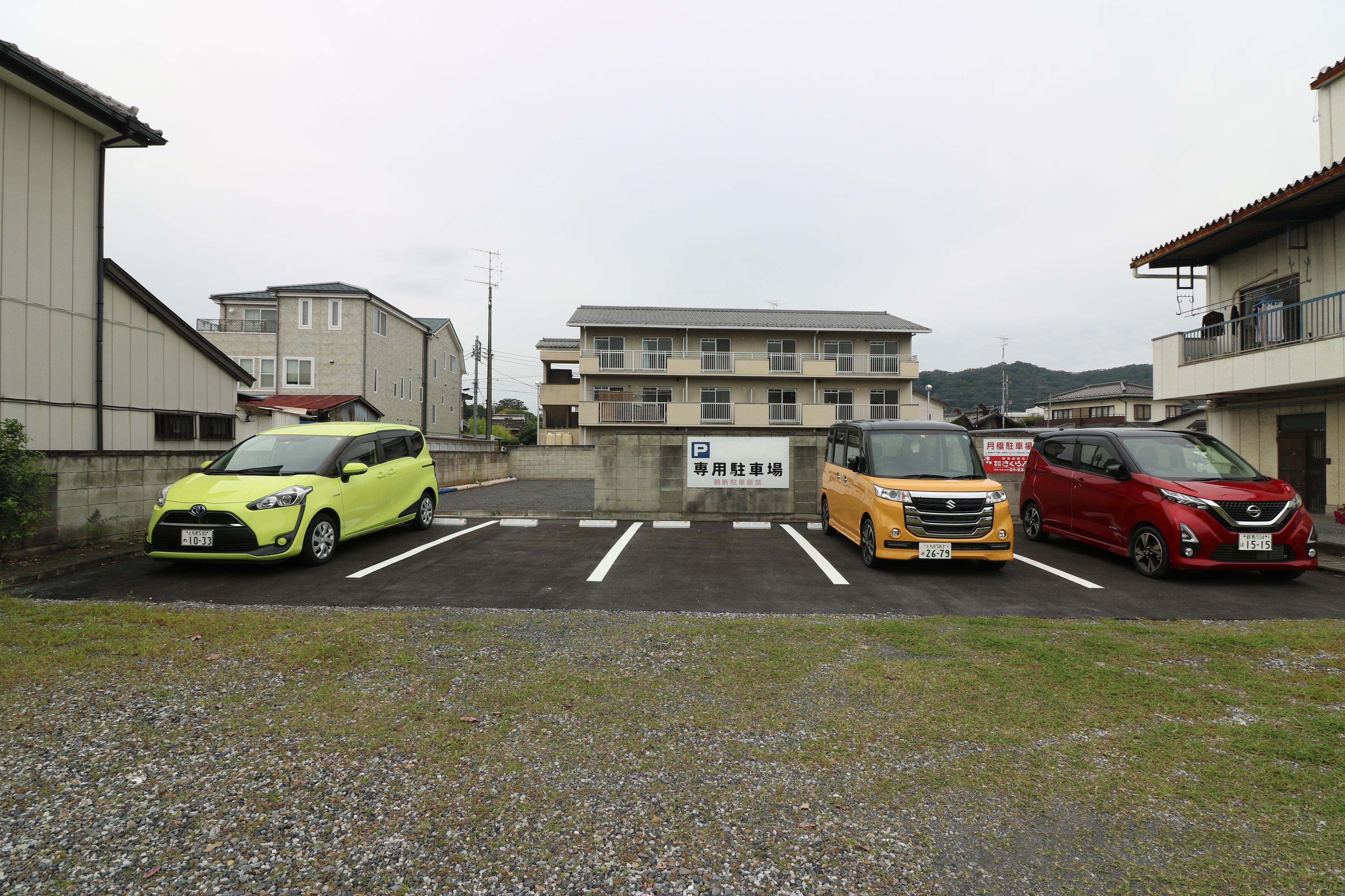 細堀パーキングの外観・駐車場イメージ2枚目