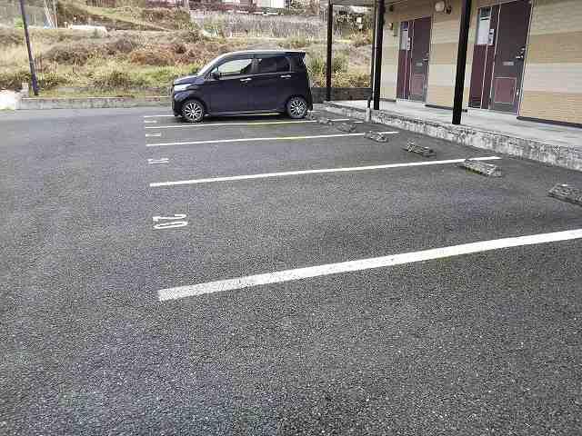 オレンジハウス山鹿(25614)の外観・駐車場イメージ1枚目