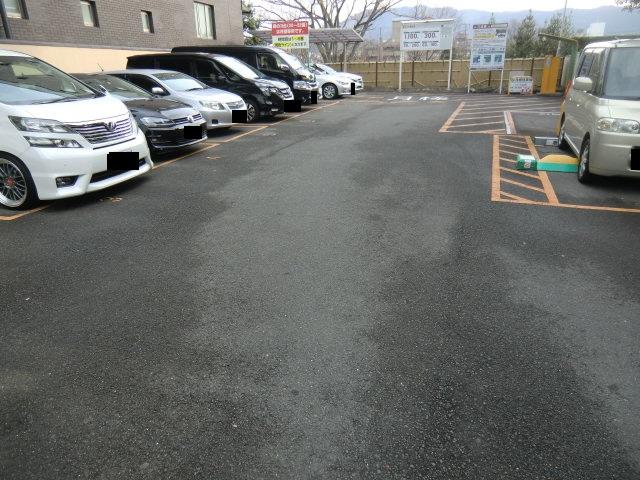 末丸町の外観・駐車場イメージ1枚目
