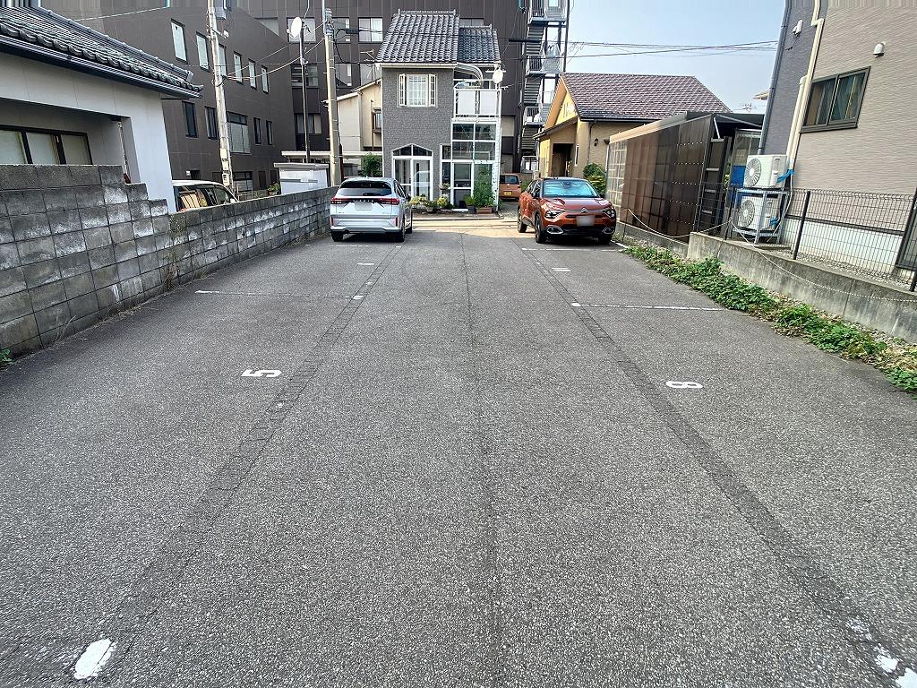 弥生２丁目Ｎパーキングの外観・駐車場イメージ2枚目