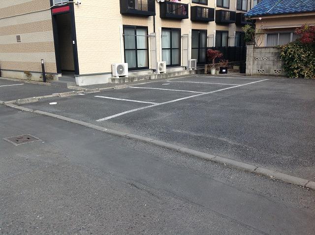 家富町(27286)の外観・駐車場イメージ1枚目