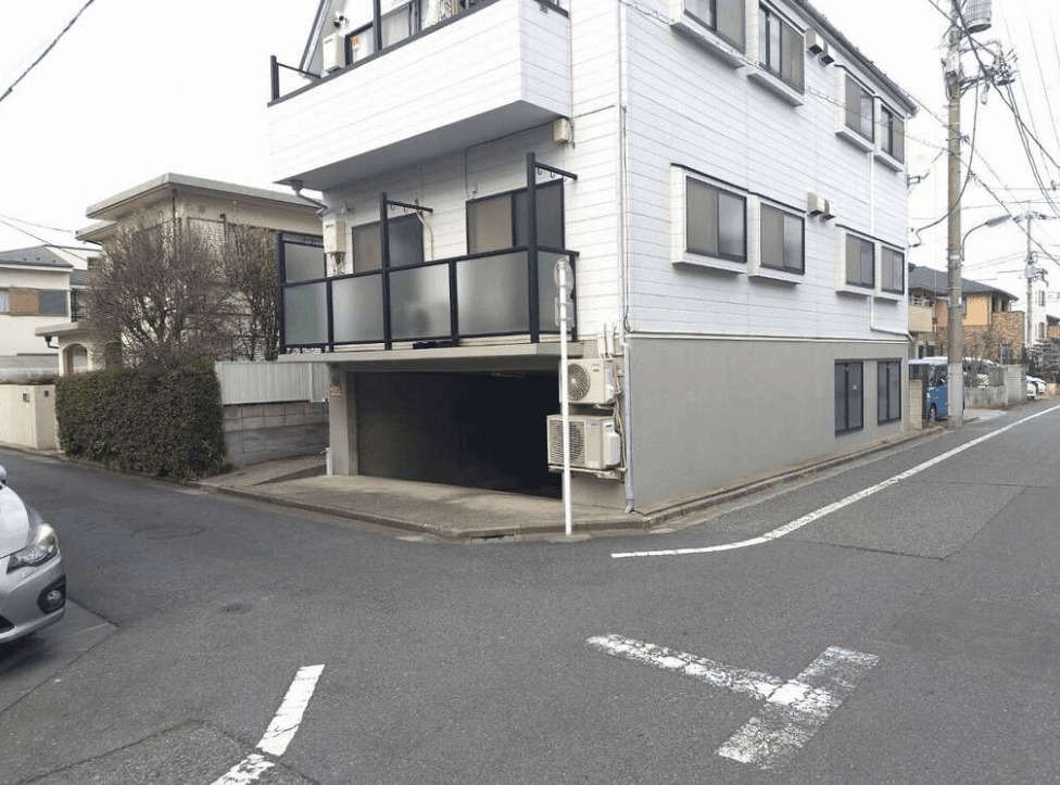 FK関町北2丁目屋根付き駐車場の外観・駐車場イメージ1枚目