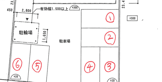 アンプルール リーブル 正 駐車場の駐車配置図