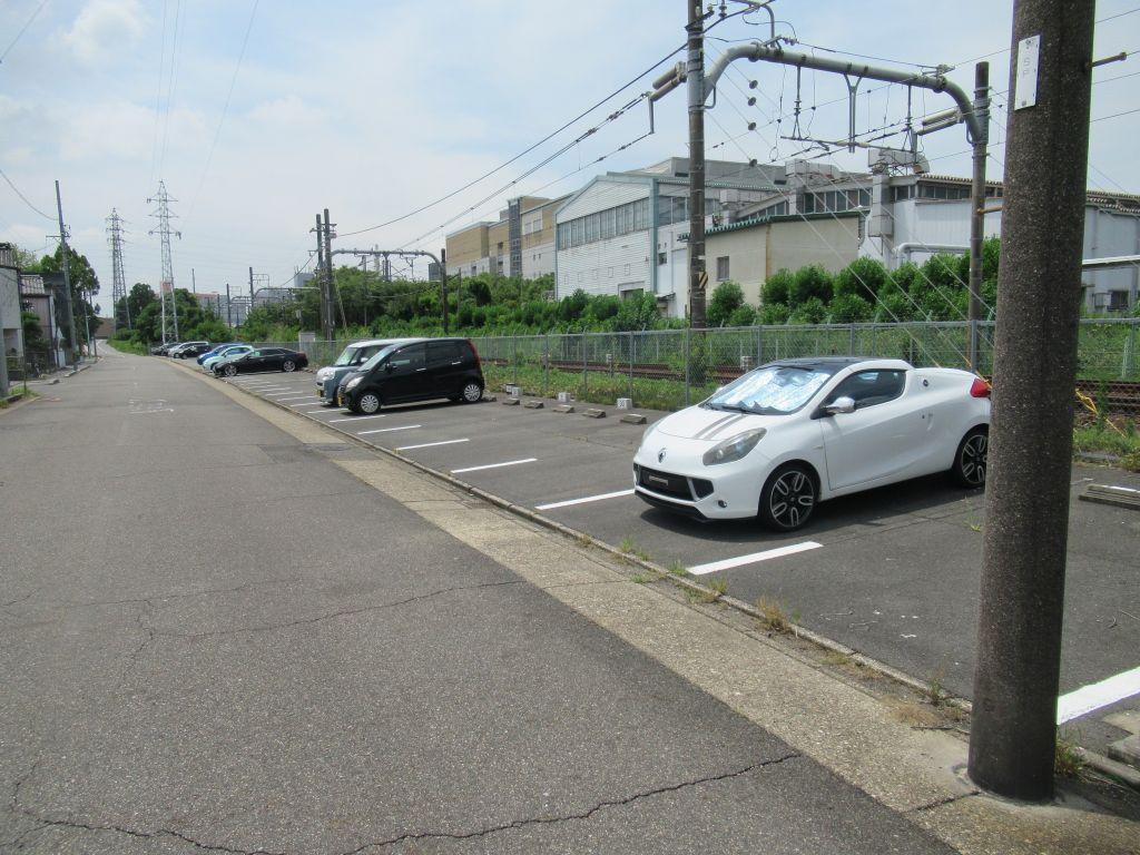 宝生三丁目駐車場の外観・駐車場イメージ3枚目