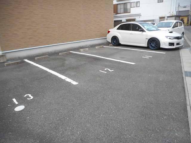 プラサイド(40818)の外観・駐車場イメージ1枚目