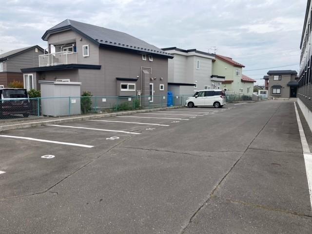 エミール美原台　Ｃ館(28621)の外観・駐車場イメージ1枚目