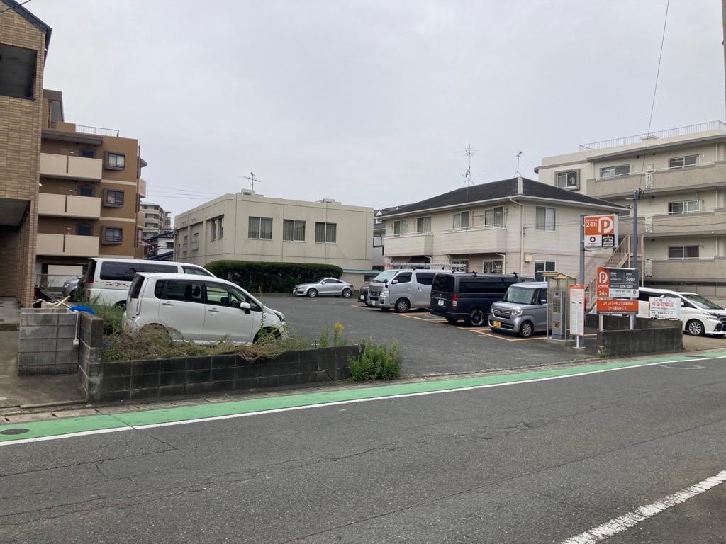 福岡市南八幡町１丁目第４の外観・駐車場イメージ1枚目