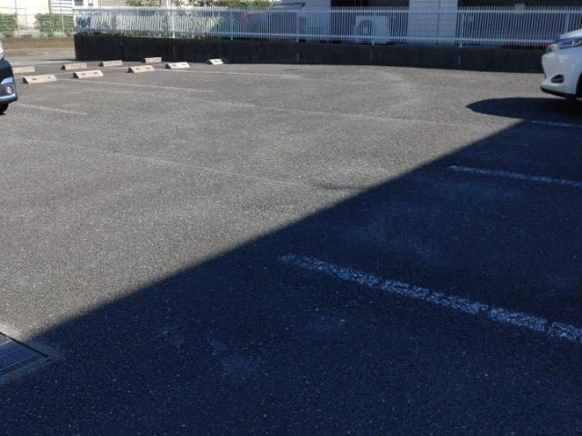 飯田(15948)の外観・駐車場イメージ1枚目