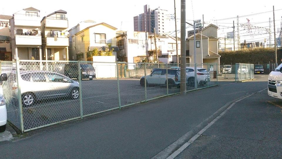 横浜入江１丁目第５の外観・駐車場イメージ2枚目