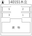 木立の駐車場
