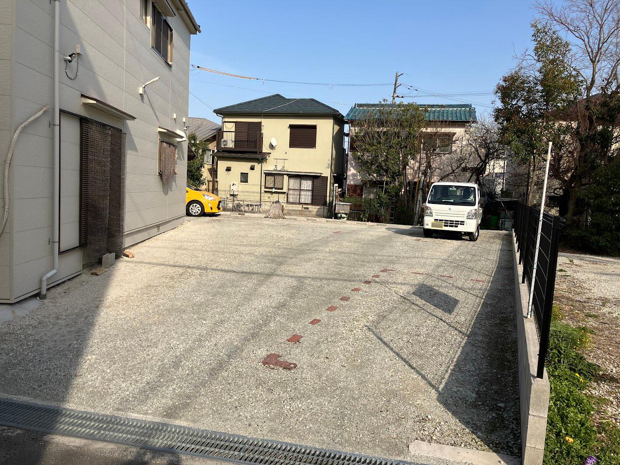 高柳駐車場の外観・駐車場イメージ1枚目