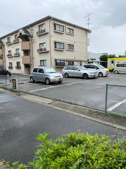緑ヶ丘モータープールの外観・駐車場イメージ3枚目