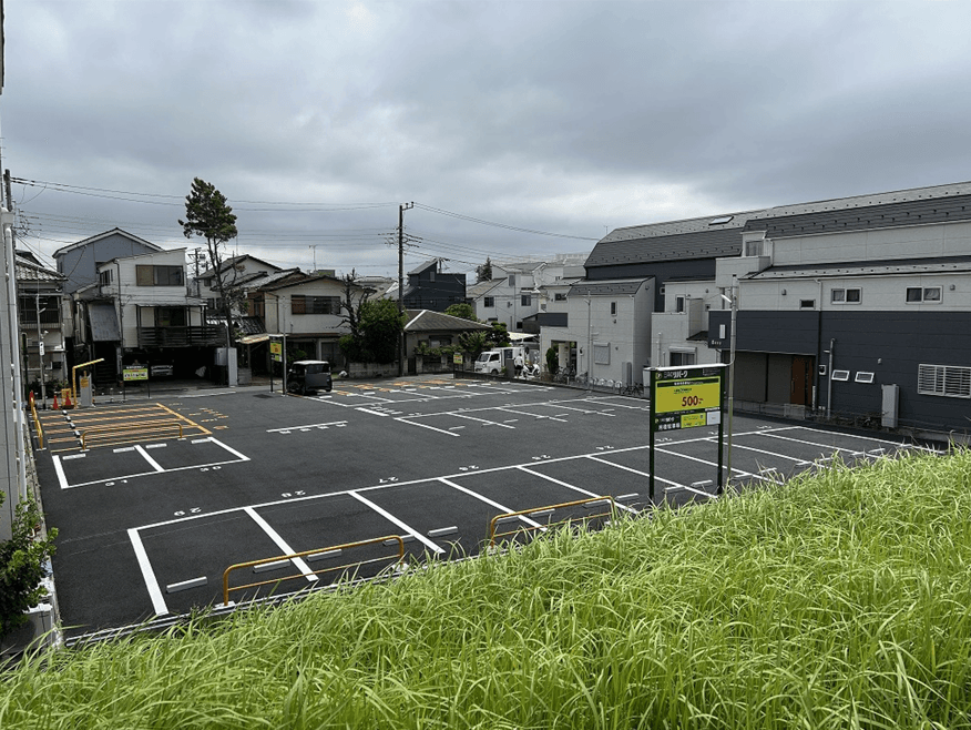 鹿骨６丁目の外観・駐車場イメージ1枚目