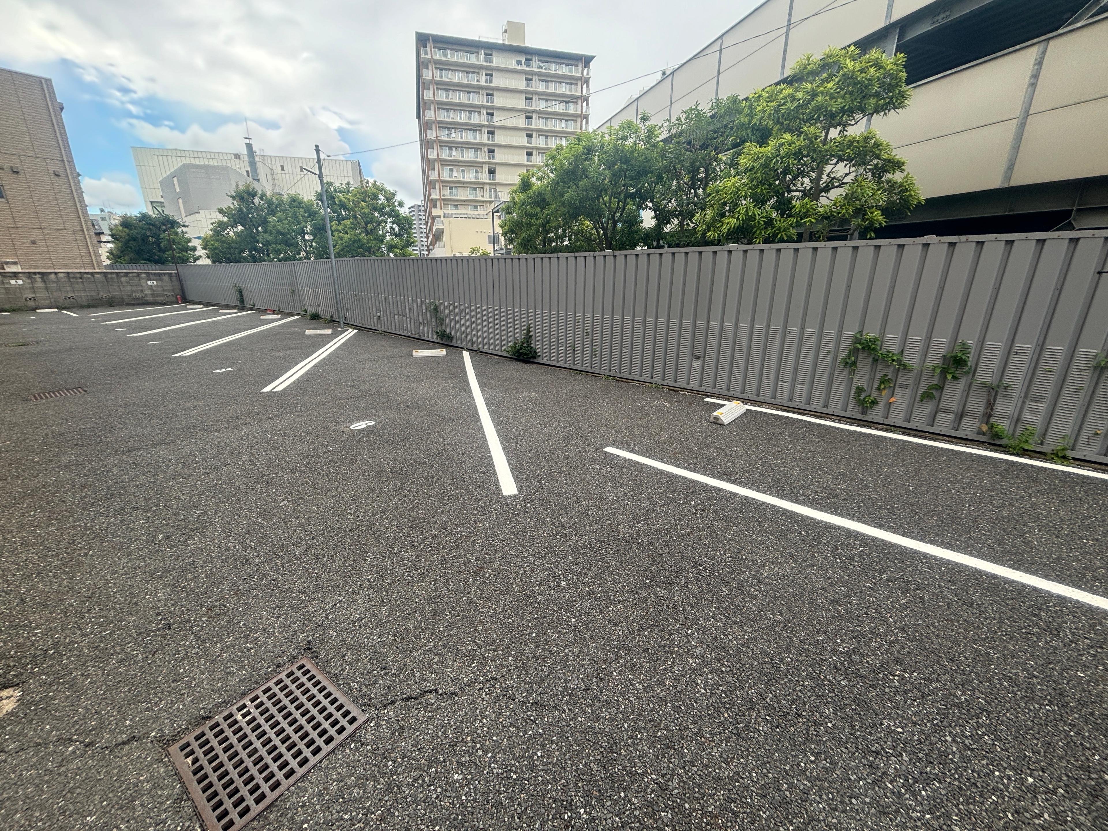 川口市並木元町駐車場の外観・駐車場イメージ2枚目