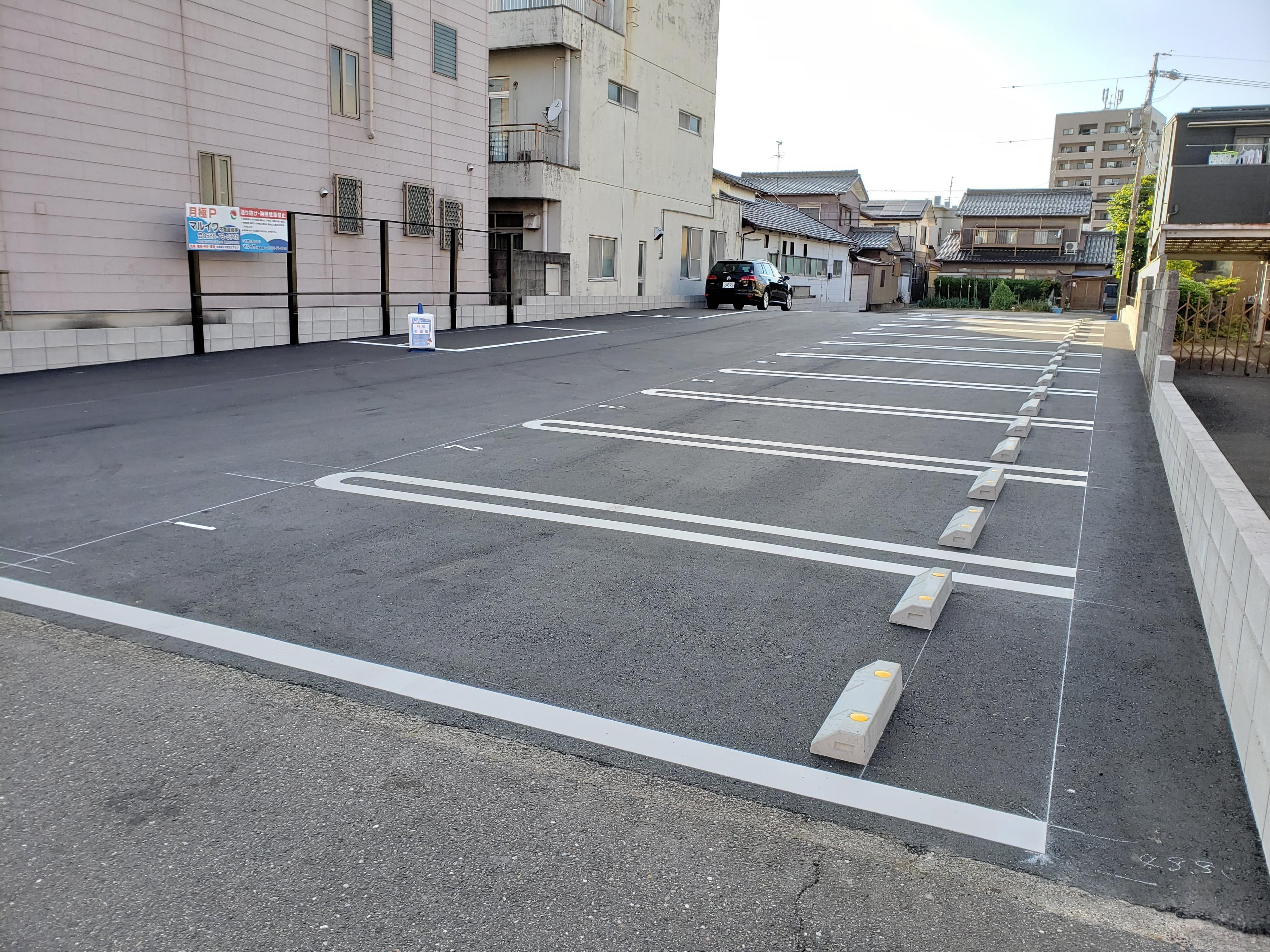 マルイワ・浜町5丁目パーキングの外観・駐車場イメージ1枚目