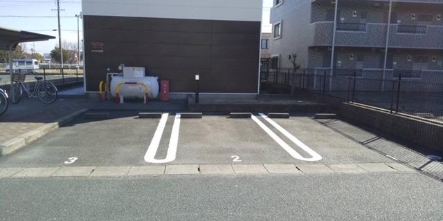 エターナリィ松田Ⅱ(22587)の外観・駐車場イメージ1枚目